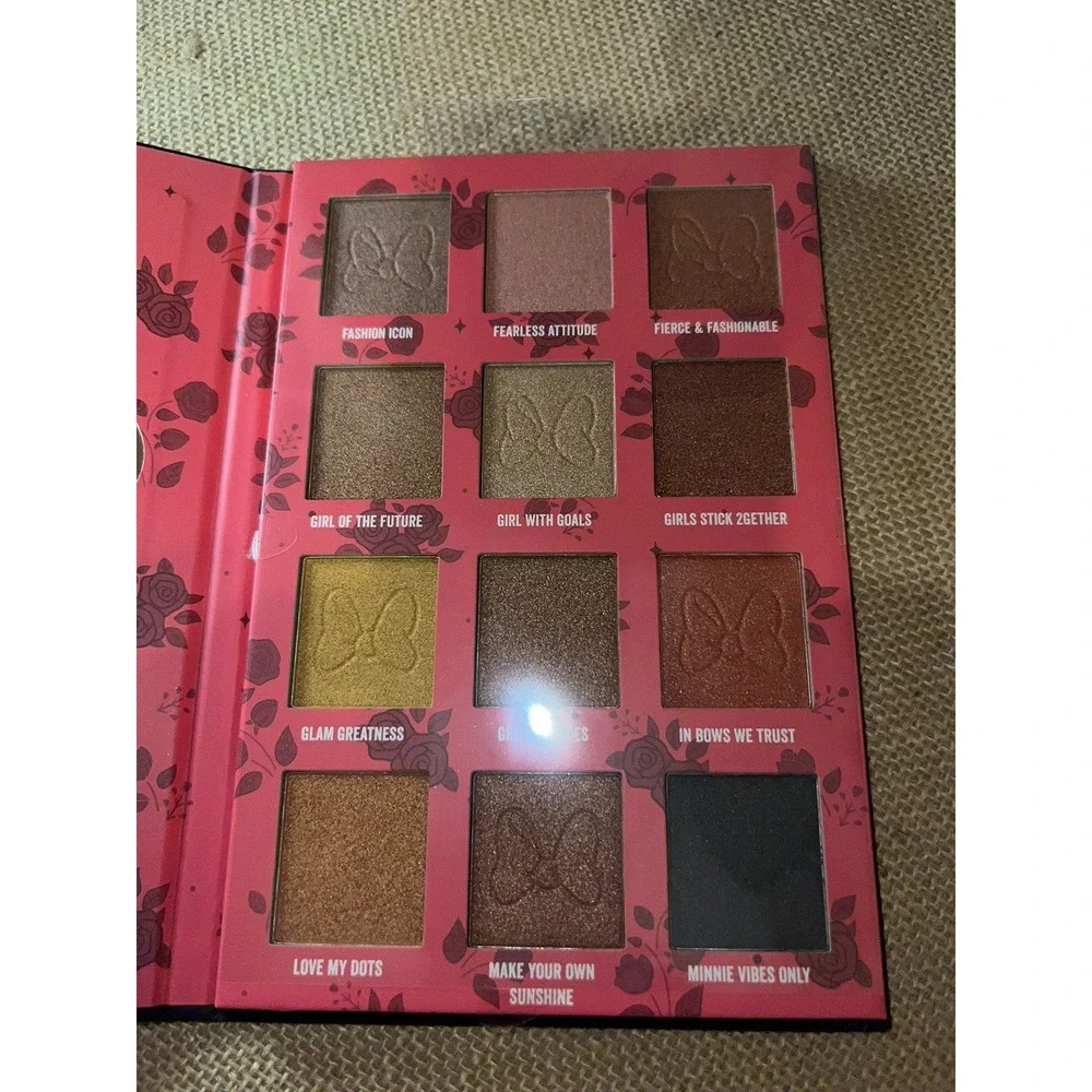 Disney Minnie Mouse Eyeshadow Palette--12 Shades--Brand New